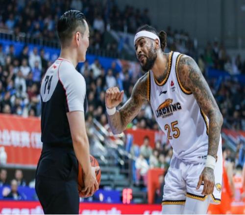 新疆客场休,息室现惊人,大洞,pg游戏官网登录入口,PG电子最新官网,pg游戏官网登录入口,pg电子游戏app