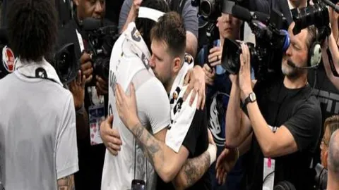 比利亚雷亚尔对埃尔切，西甲赛事比分揭晓